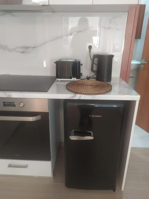 Studio Apartment With All Amenities In Kolonaki Athen Exterior foto